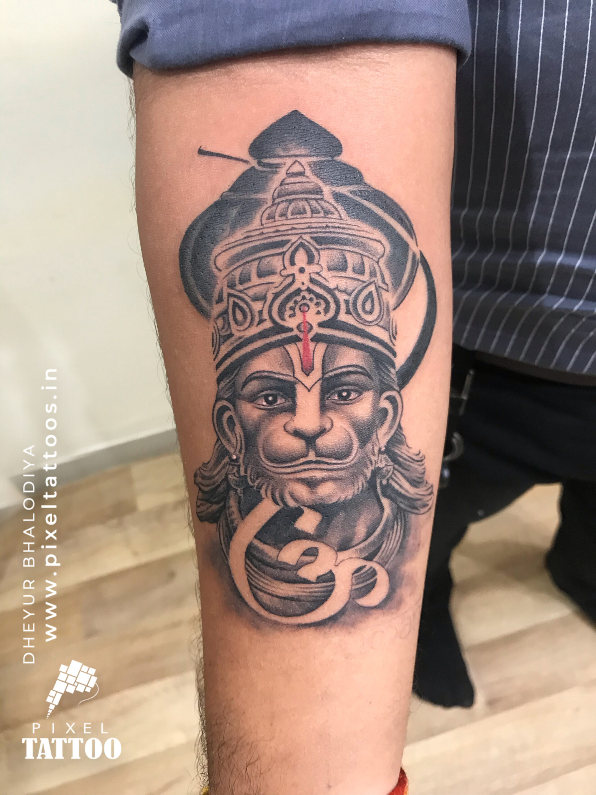 Hanuman tattoos presented, you can carry the love and protection of this  god beautifully. 1. Lord Hanuman Tattoo Design On The Arm: Hanum... |  Instagram